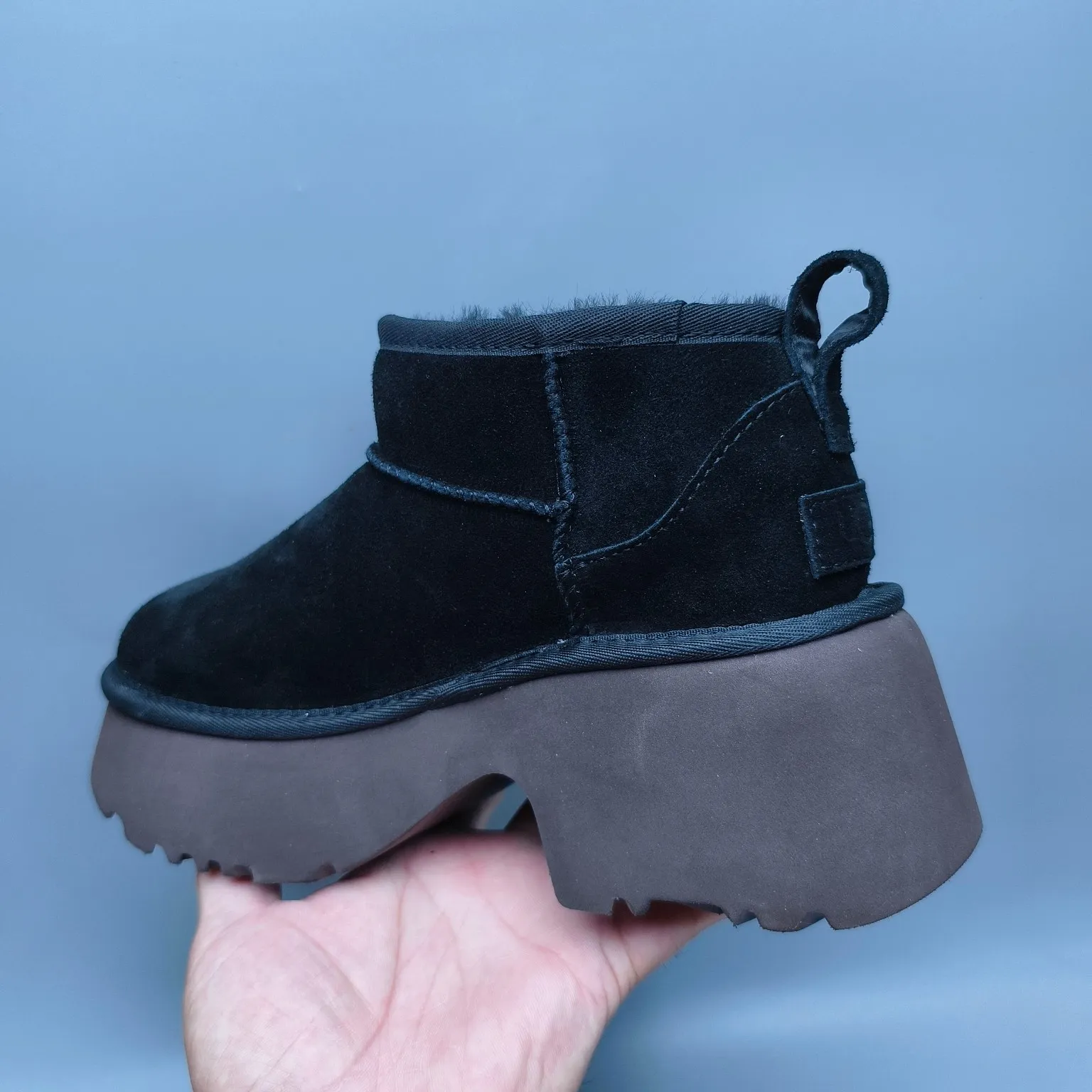 💰480 UGG sheepskin all-in-one snow boots 8311 thick-soled high-heeled fashion shoes Color: Maroon Sand Black Walnut Size: 35-40